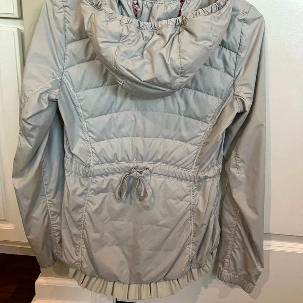 Lululemon jacket - Picture 2 of 4
